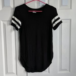 short sleeve shirt